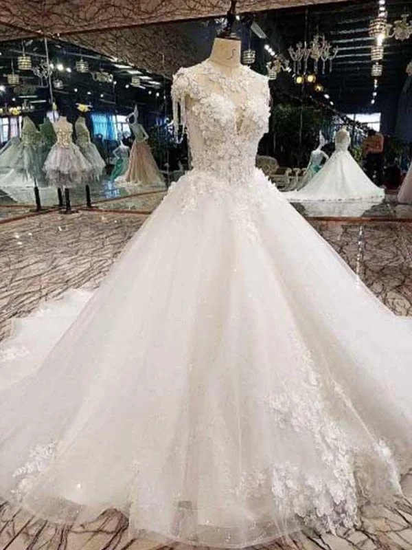 Awesome Appliques Tulle Ball Gown Wedding Dresses Wedding Gown Set