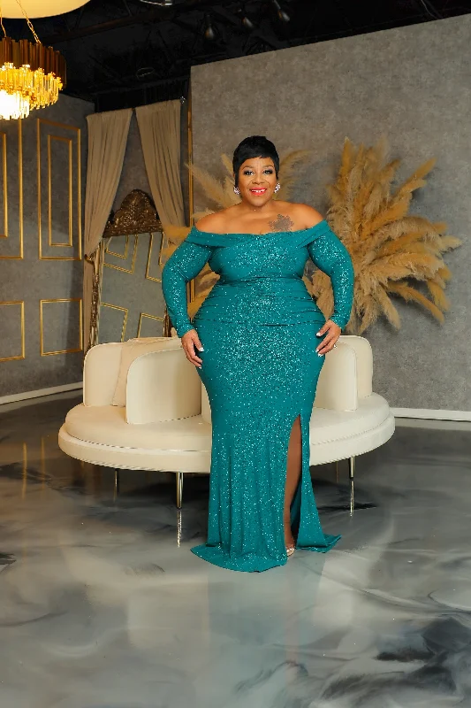 Green Evening Awaits Gown Comfortable unclassified dresses